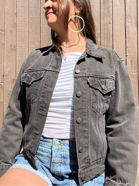 Levi's Black Charcoal Denim Jacket Womens Cropped Trucker Faded Vintage Wash XS